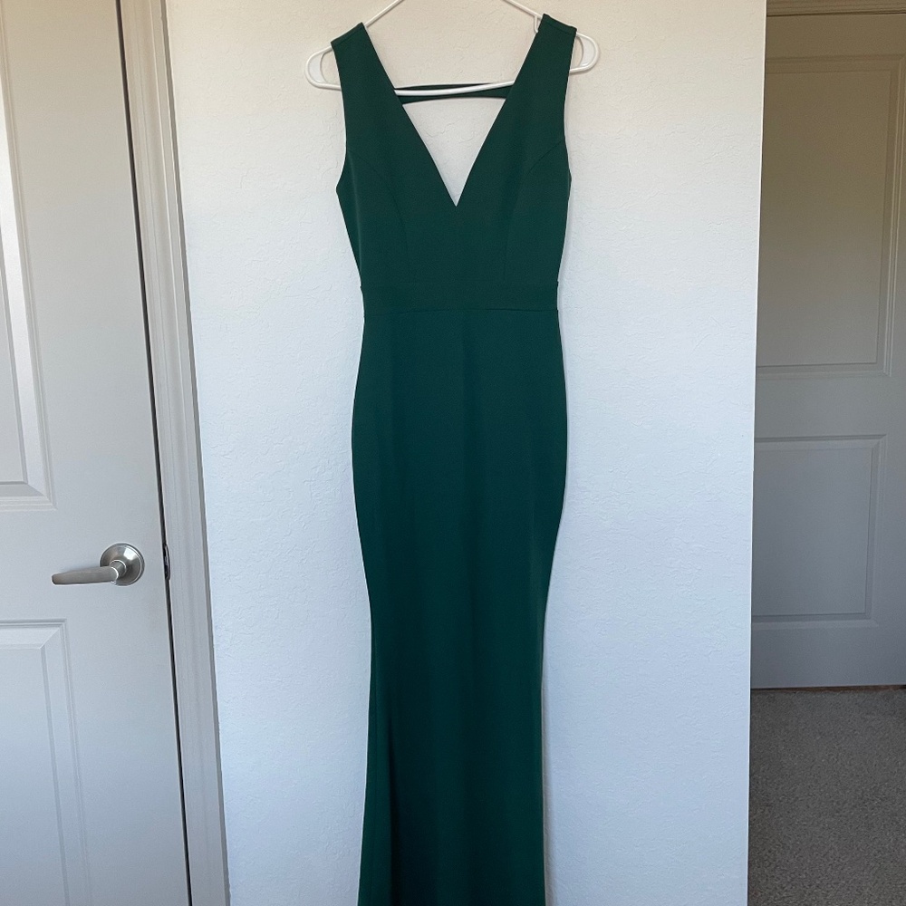 Windsor Emerald Green Wedding Guest Prom Homecoming Gown V-Neck Sleeveless